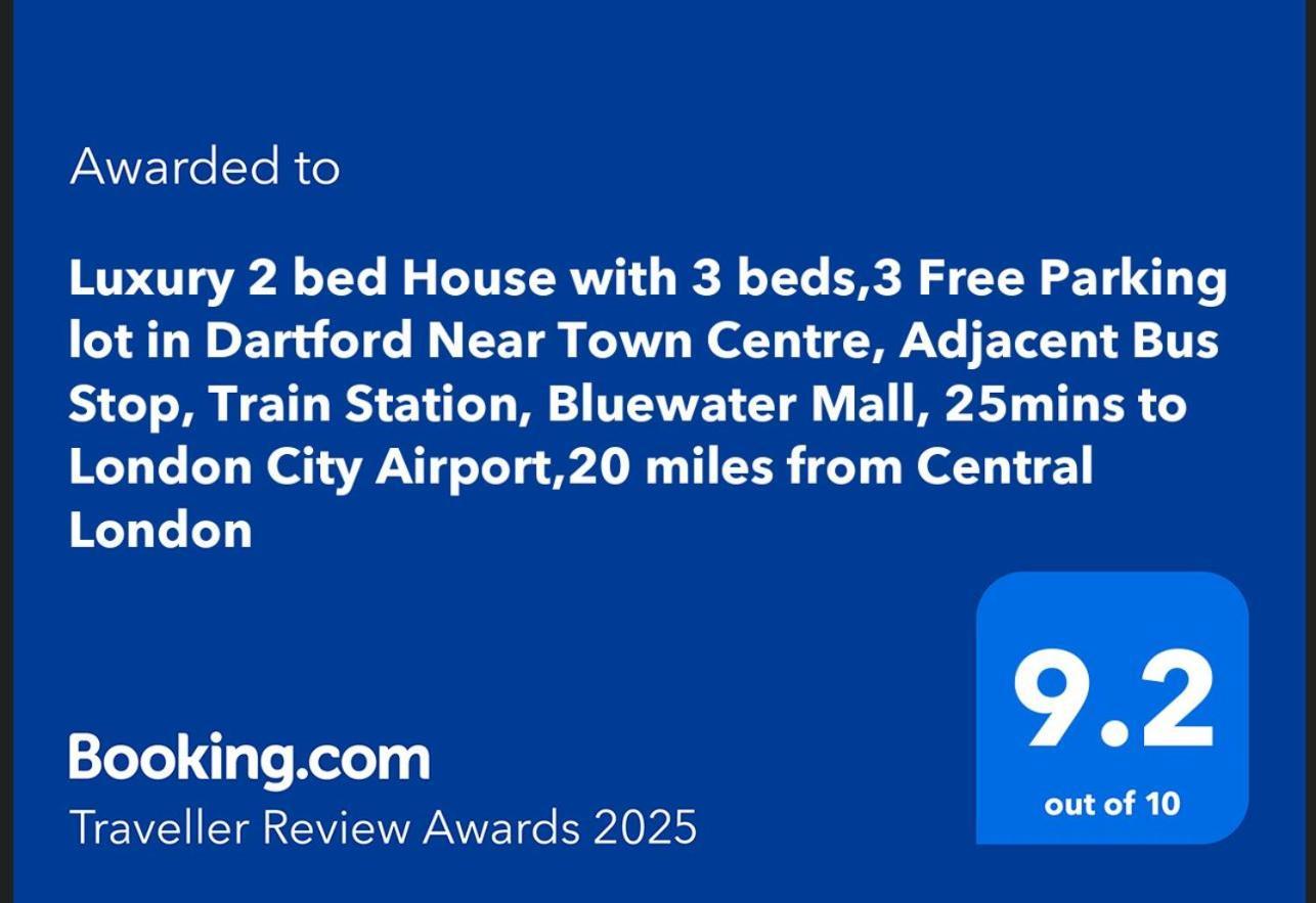Luxury 2 Bed House With 3 Beds,3 Free Parking Lot In Dartford Near Town Centre, Adjacent Bus Stop, Train Station, Bluewater Mall, 25Mins To London City Airport,20 Miles From Central London מראה חיצוני תמונה